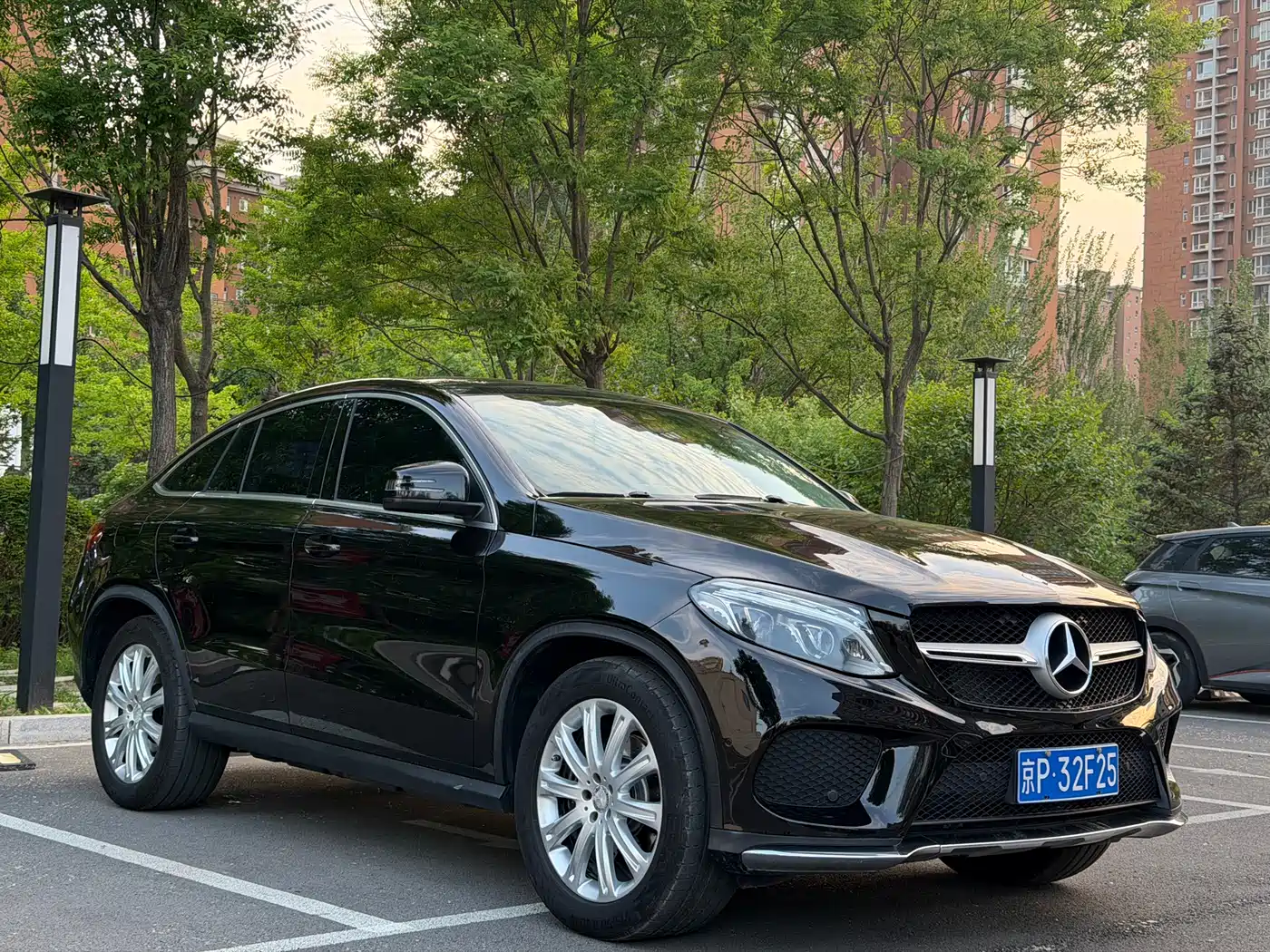 Mercedes-Benz GLE Coupe 2015 GLE 320 4MATIC Coupe SUV фото 2