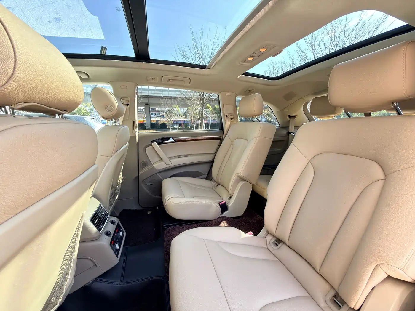 Photo 7 - Audi Q7