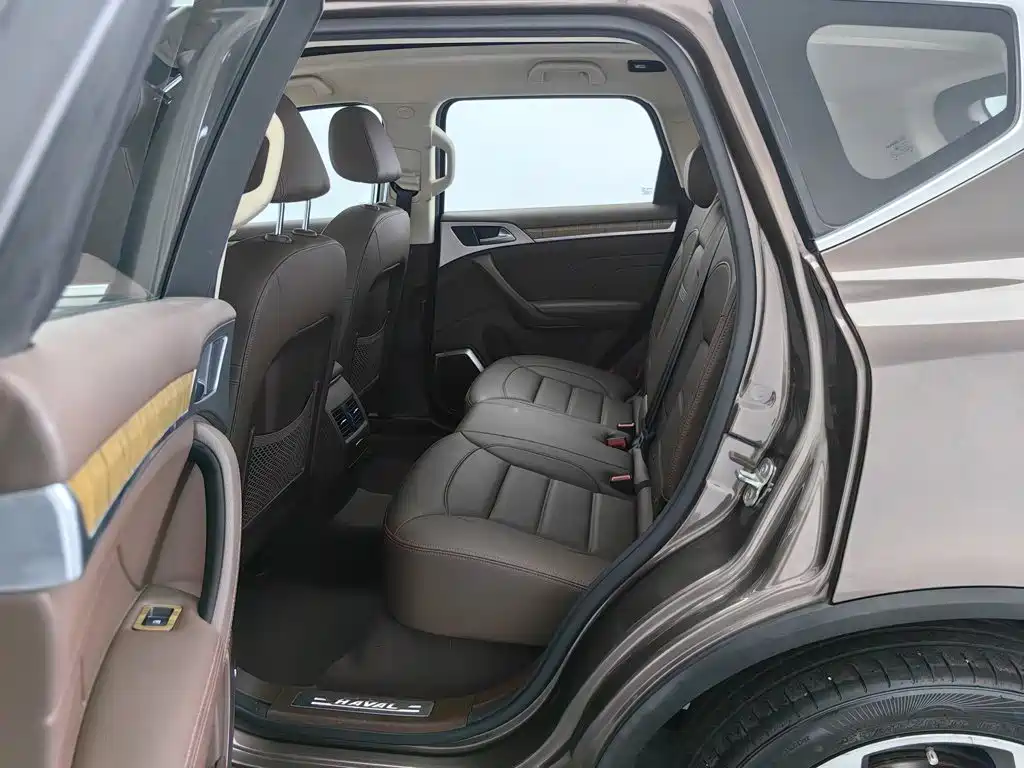 Photo 15 - Haval H7