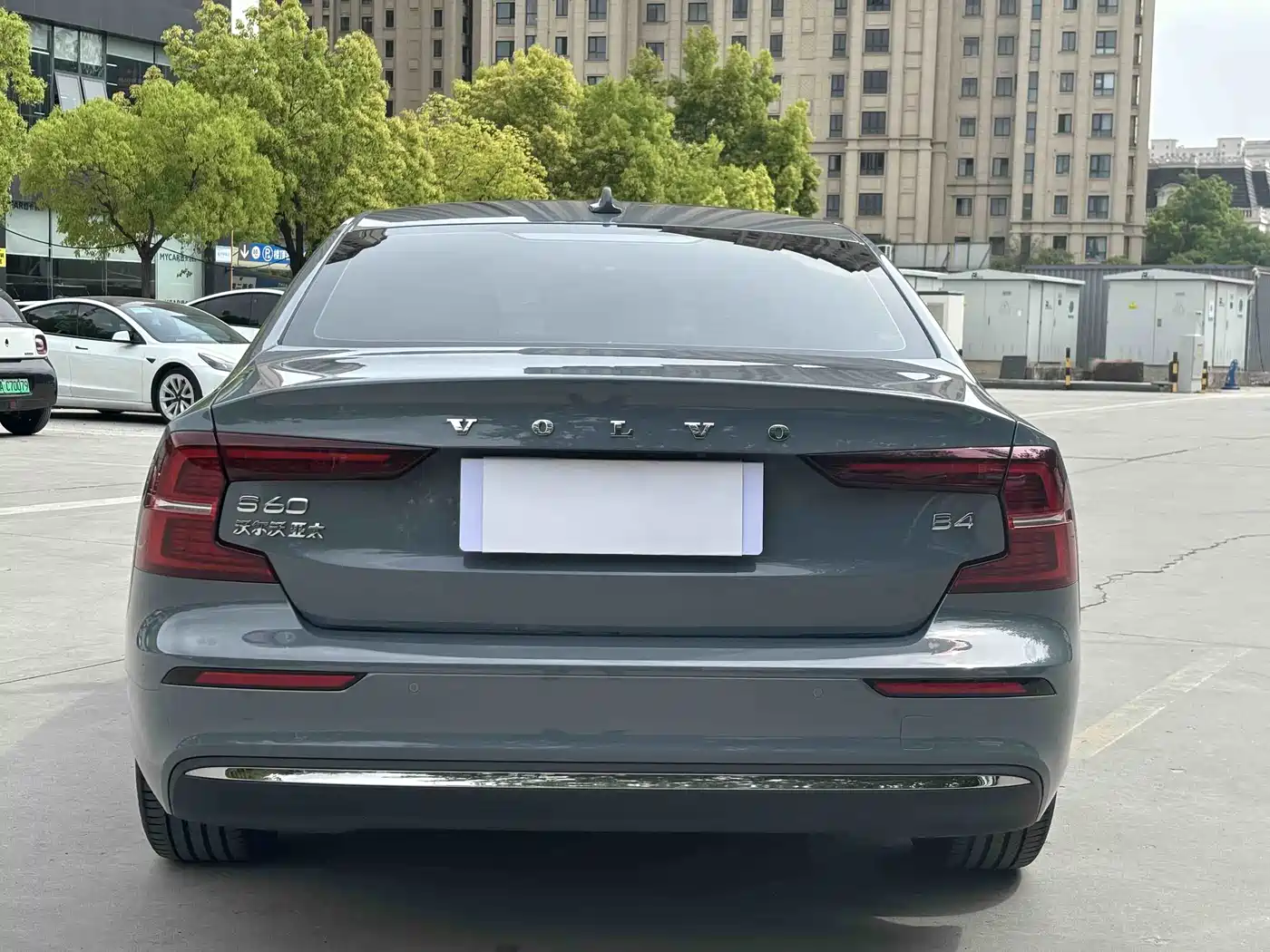 VOLVO S60