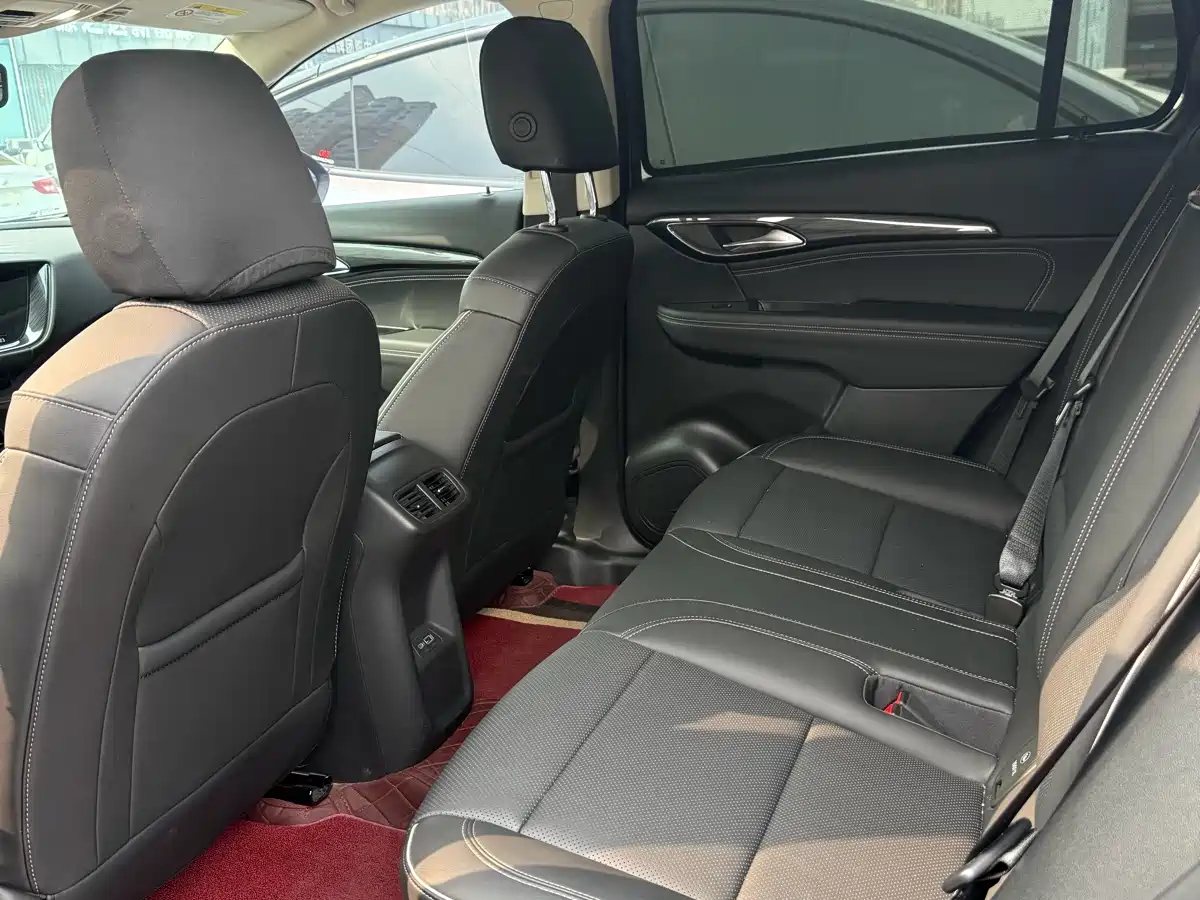 Buick Envision Plus 2023 Enclave Plus 652T 5-Seater AWD Luxury фото 5