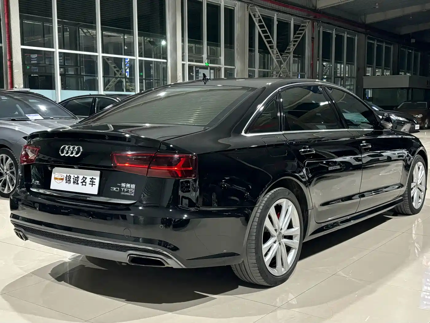 Audi A6L 2018 30th Anniversary 45 TFSI quattro Sport фото 4