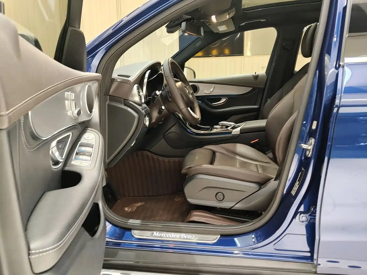 Mercedes-Benz GLC 2019 Model GLC 200 L 4MATIC фото 13