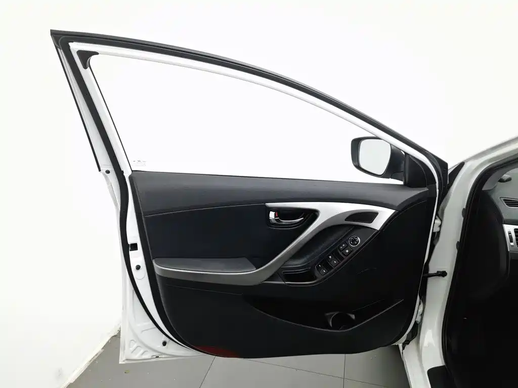 Hyundai Langdong 2013 2012 1.6L Automatic Premium
