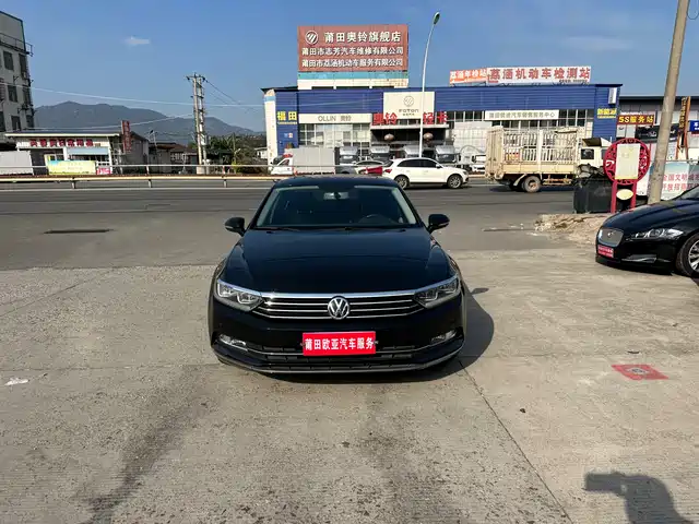 VOLKSWAGEN MAGOTAN 2018