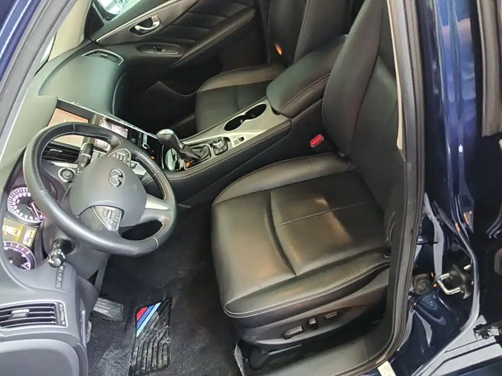 Infiniti Q50L 2017 2016 Model 2.0T Joy Edition