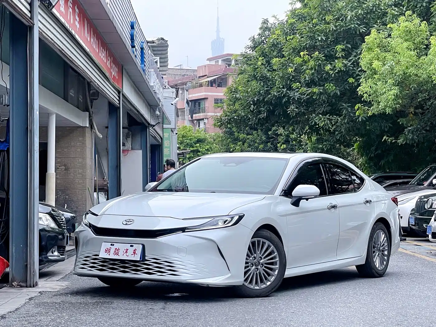 Toyota Camry 2025 2024 2.0GVP Luxury Edition