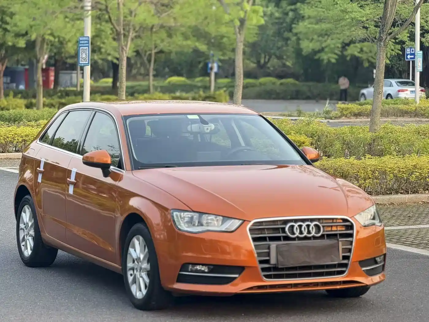 Audi A3 2014 Sportback 35 TFSI Automatic Progressive фото 2