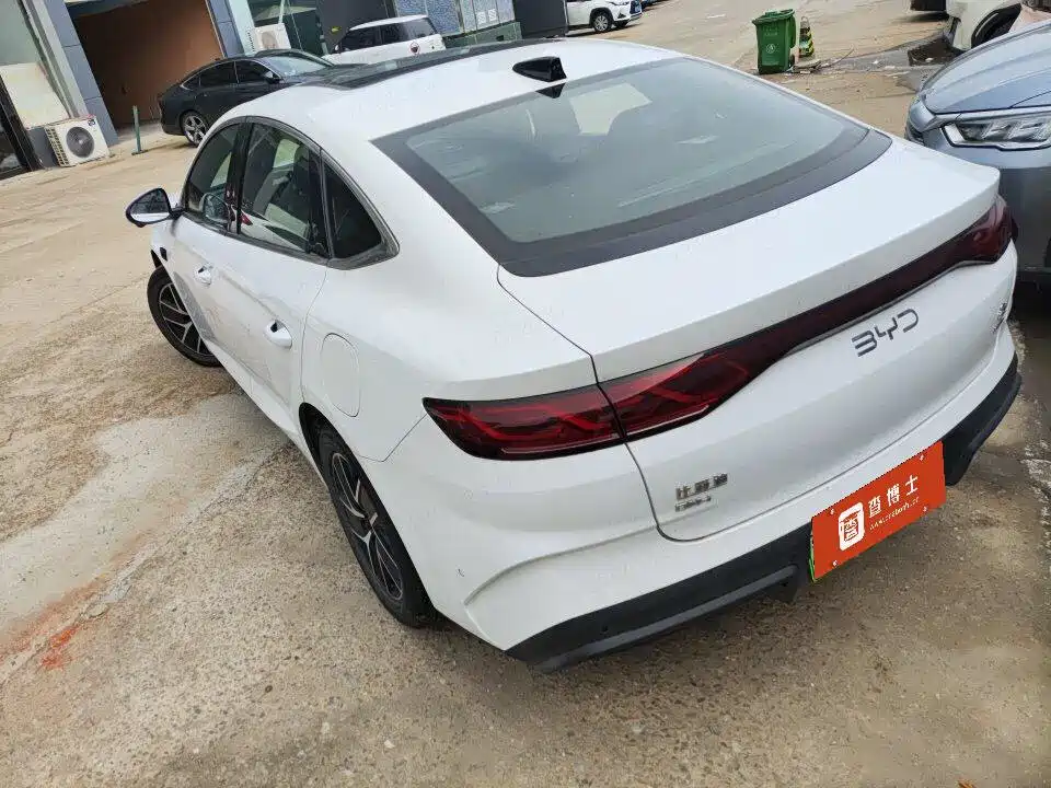 BYD Qin L 2025 DM-i Smart Drive Edition 120KM Surpassing фото 3
