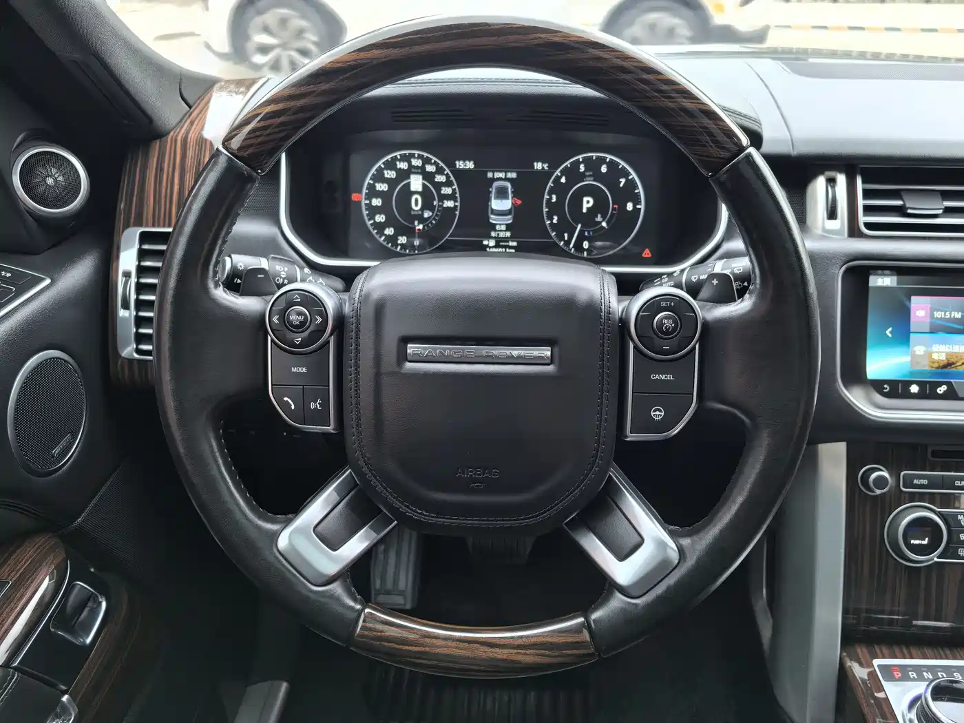 Land Rover Range Rover 2016 3.0 SC V6 Vogue фото 9
