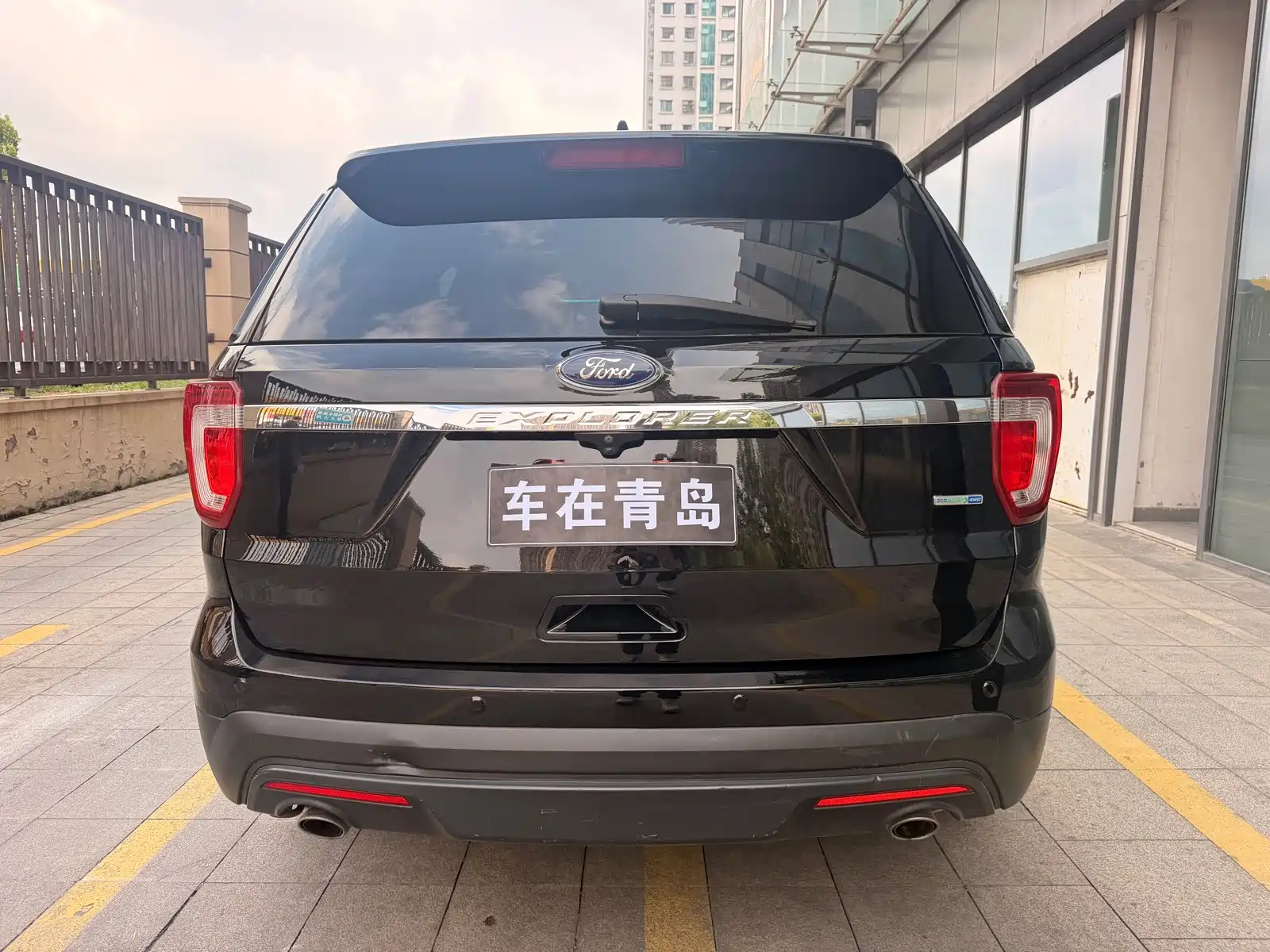 Фото 7 - Ford Explorer (Import)