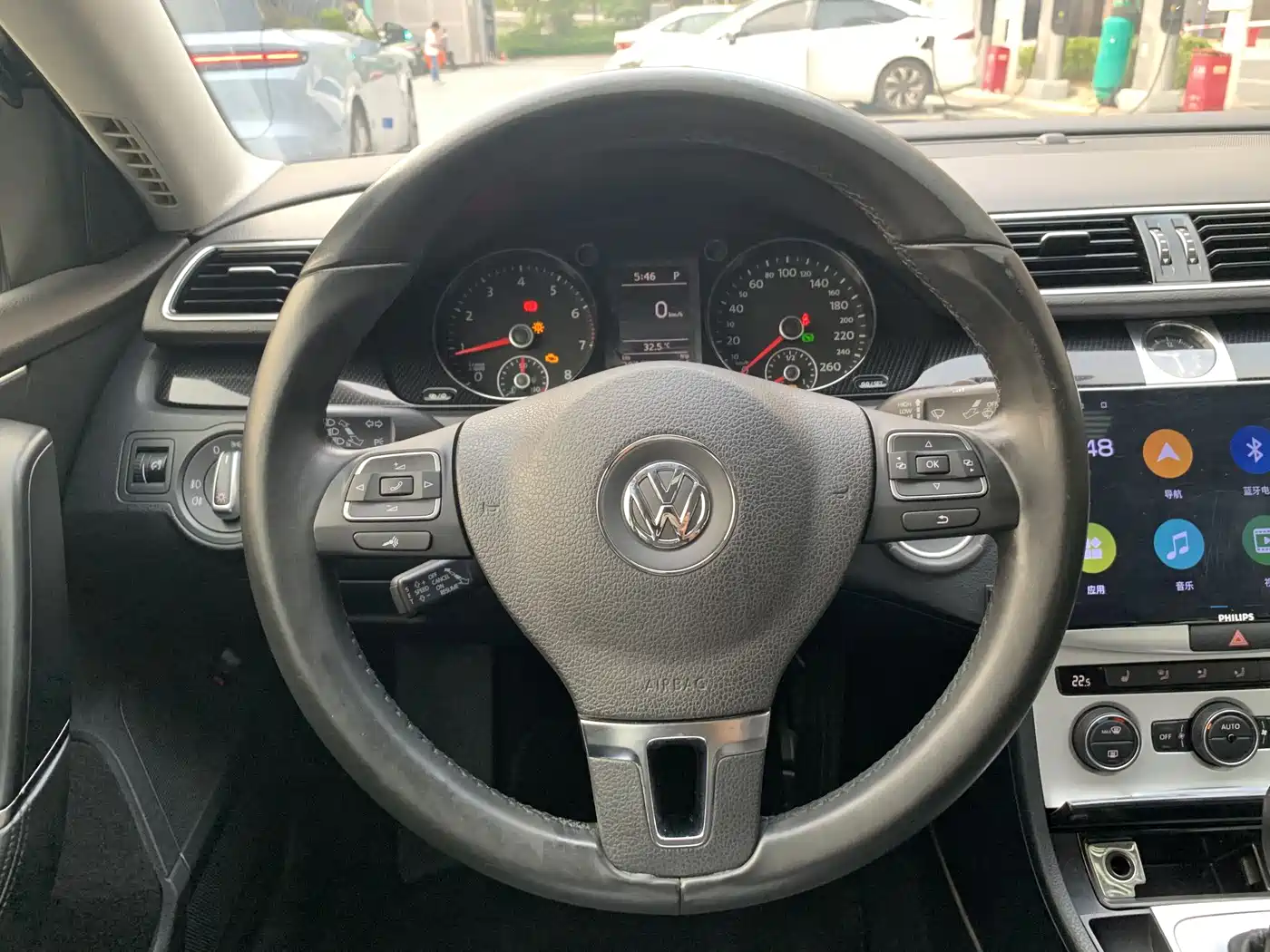 Volkswagen Magotan 2015 Facelift 1.8TSI Luxury фото 8