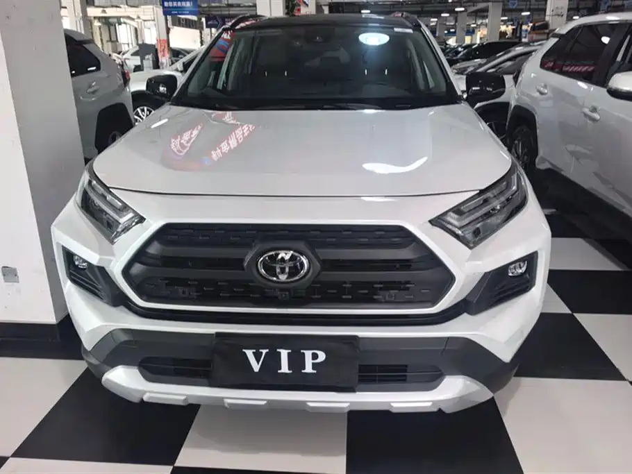 Toyota RAV4 Rongfang 2023 2.0L CVT 4WD Adventure Plus Edition фото 2