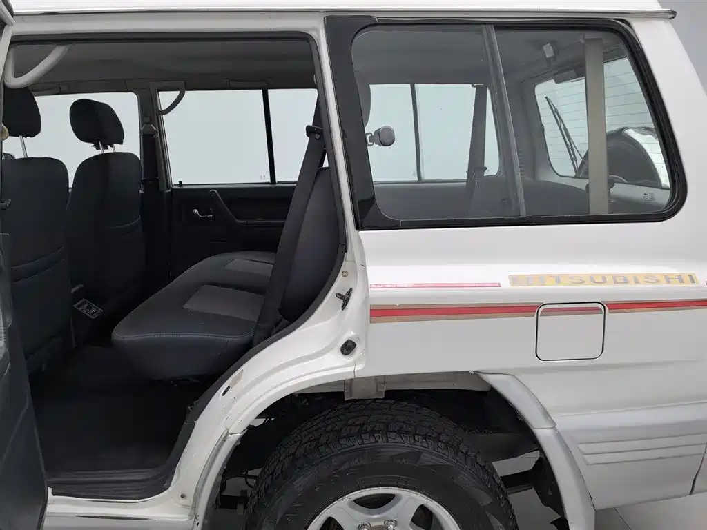 Leopaard Black King Kong 2013 2.2L Manual 4WD Standard Type фото 15
