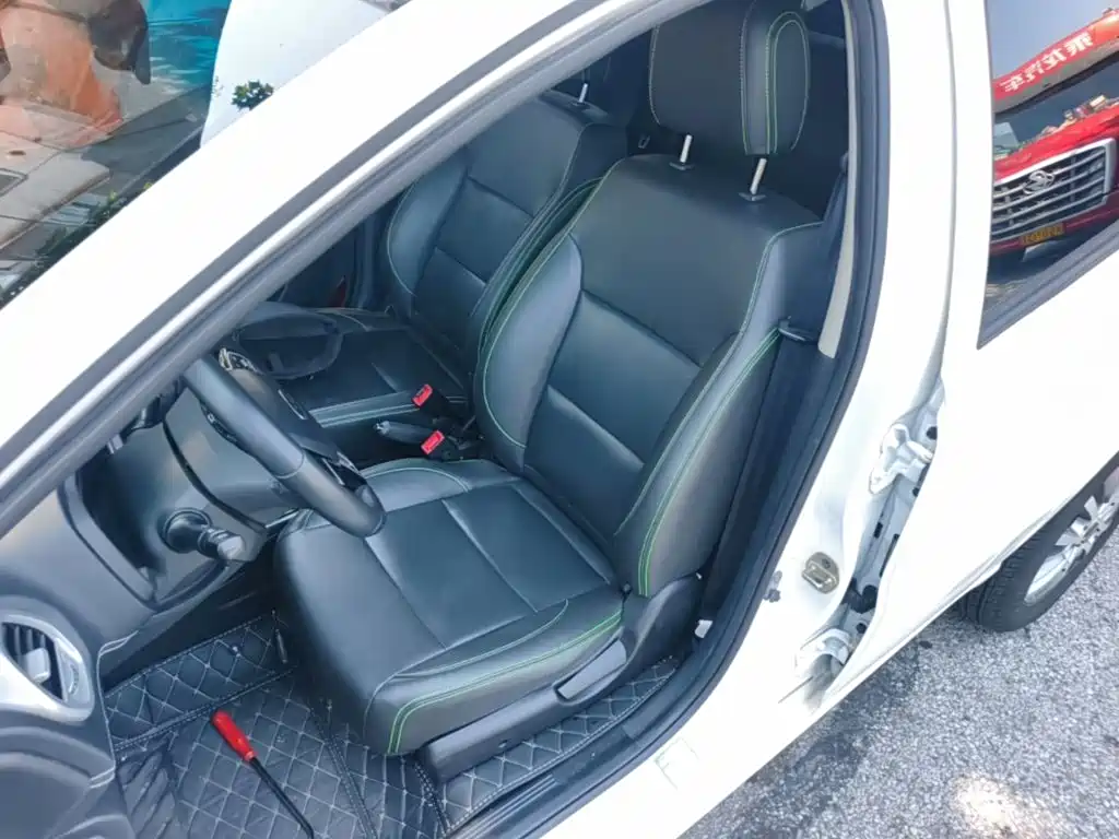 JAC Motors JAC iEV6E 2019 2018 Model Sport iEV6E Luxury Smart