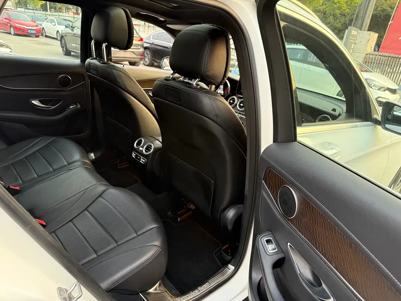 Mercedes-Benz GLC 2016 GLC 300 4MATIC Dynamic фото 11