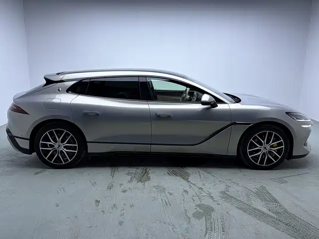 Denza Z9 2024 Model 1100km AWD Max Edition фото 5