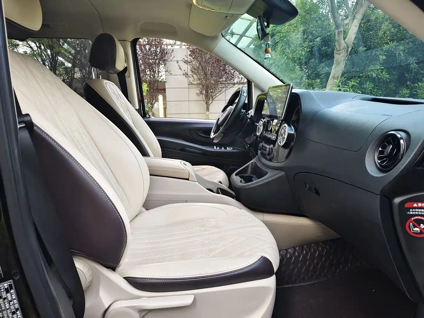 Mercedes-Benz Vito 2021 2.0T Elite 7-Seater фото 11