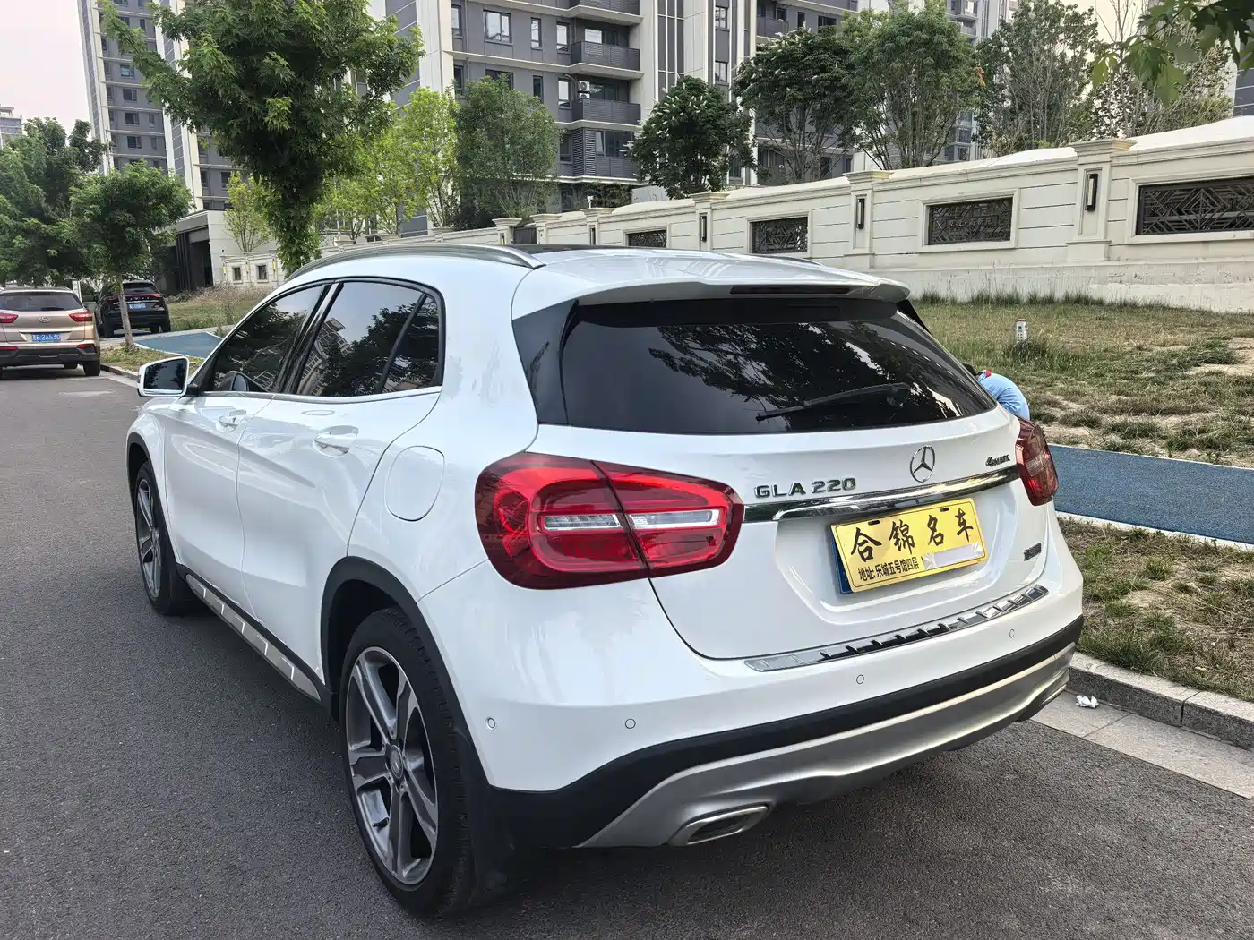 Mercedes-Benz GLA 2016 GLA 220 4MATIC Luxury фото 5