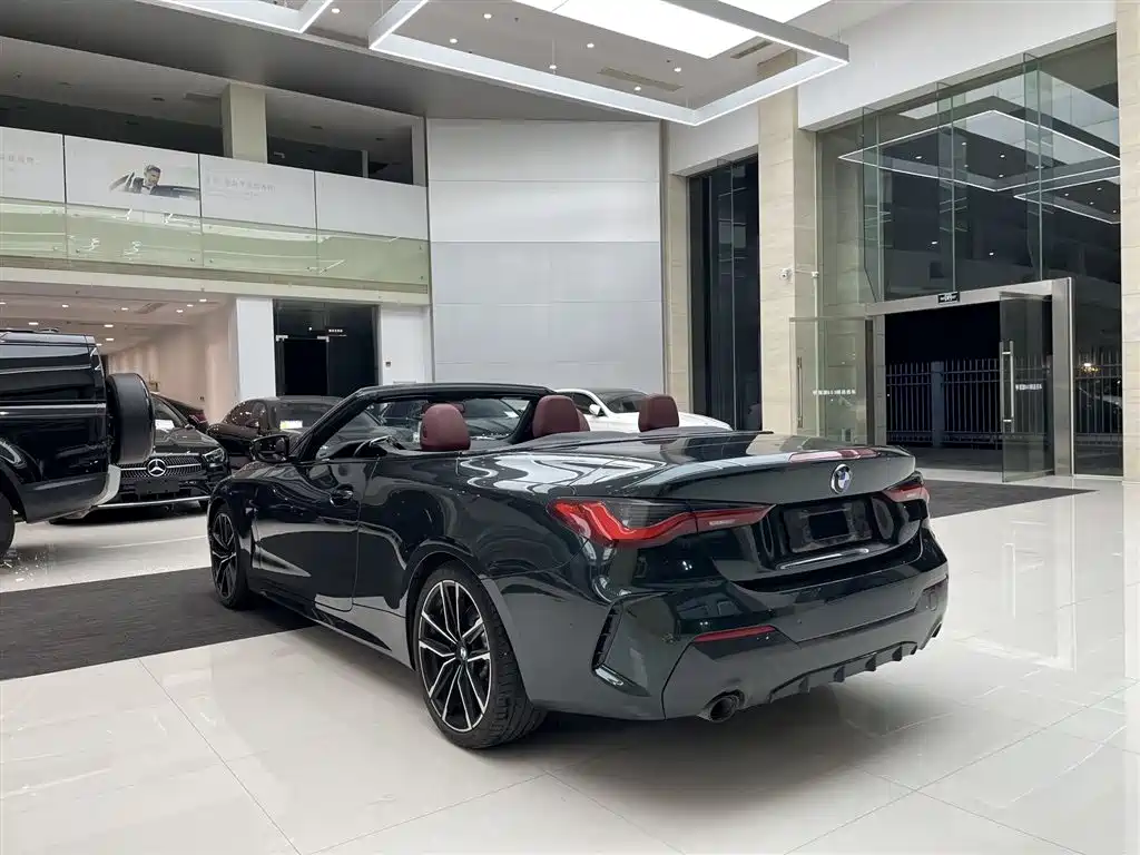 BMW 4 Series 2023 430i Convertible M Sport Shadowline Package фото 7
