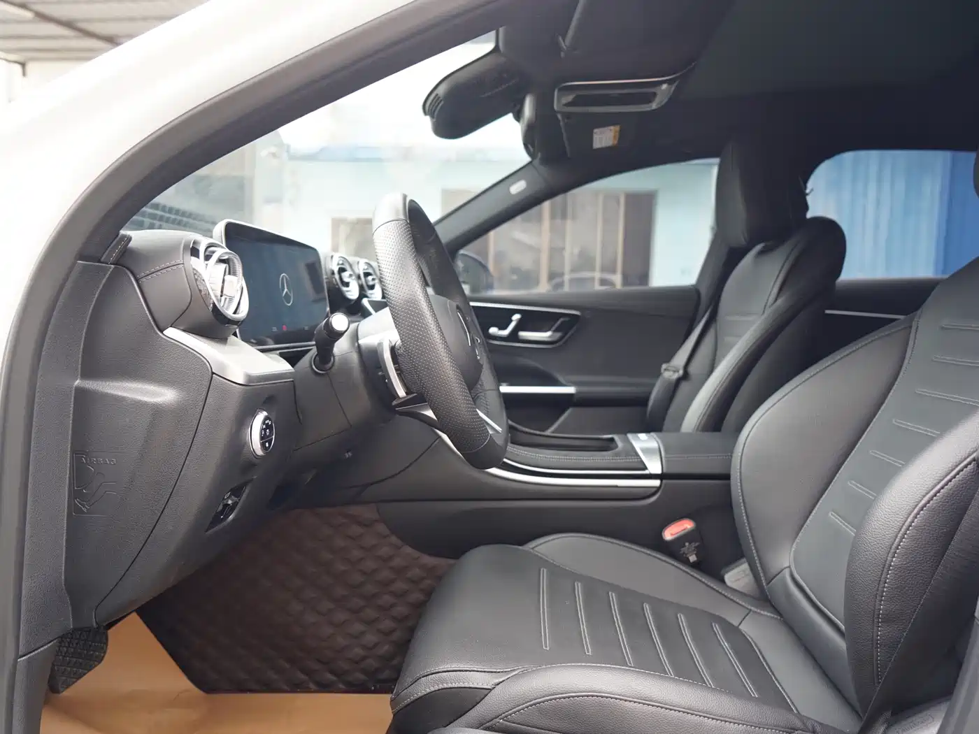 Mercedes-Benz C-Class 2024 C 260 L Sport фото 4
