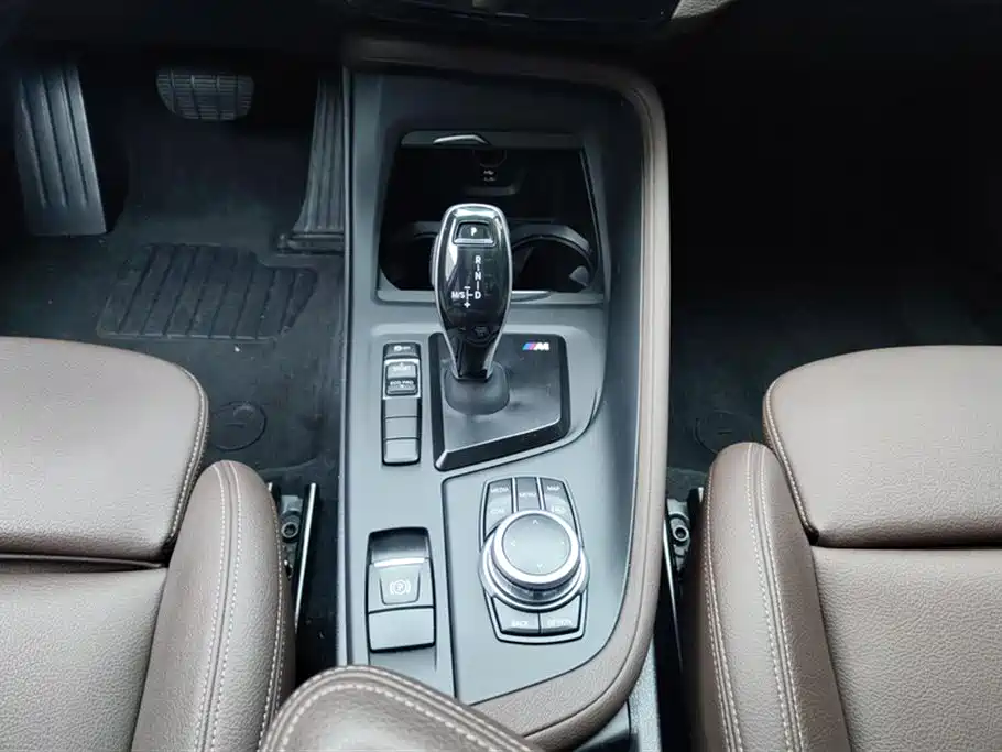 BMW X1 2021 sDrive25Li Leading фото 16
