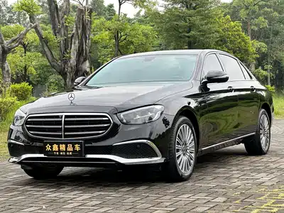 Mercedes-Benz E