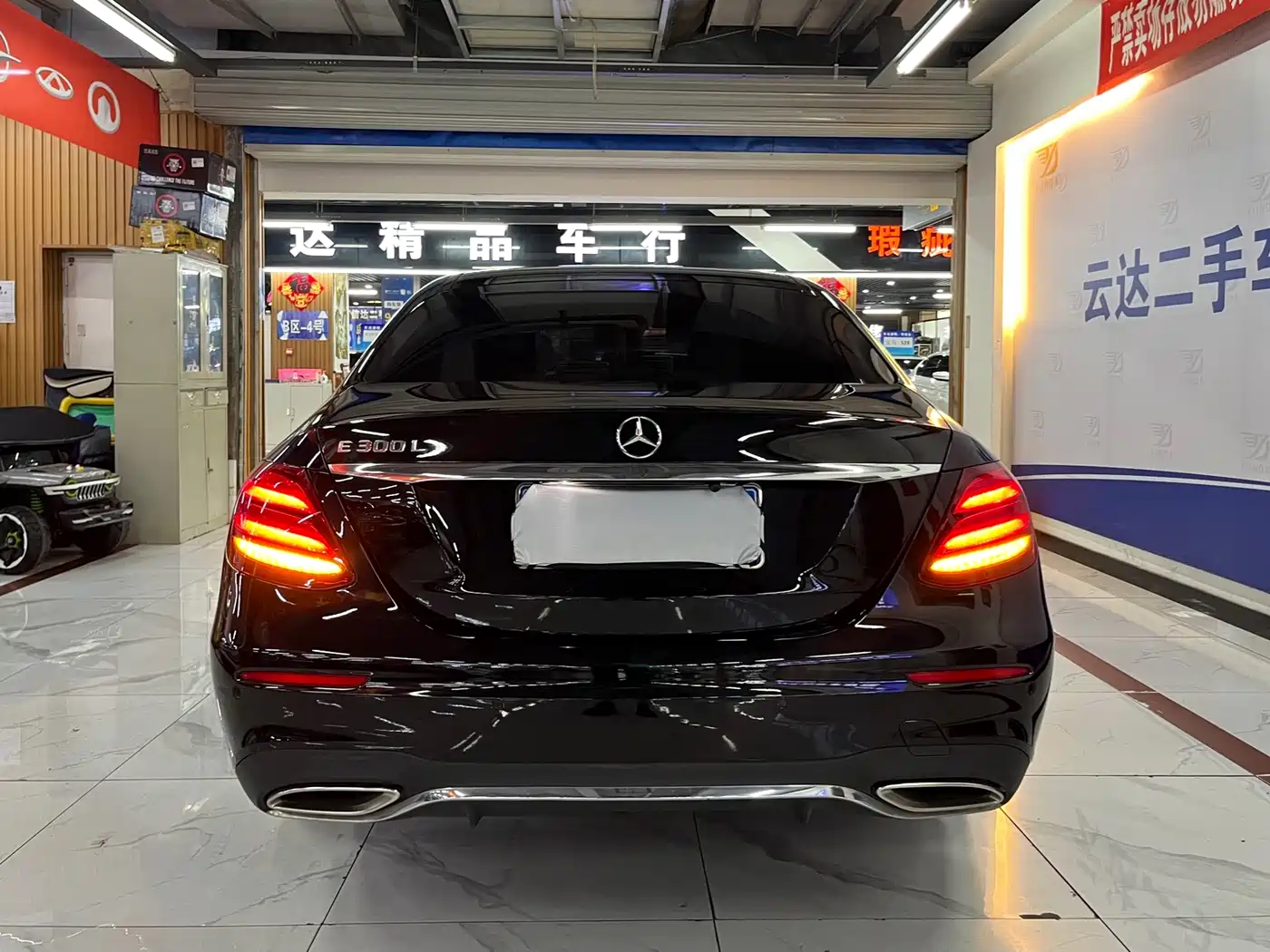 Mercedes-Benz E-Class 2017 E 300 L Sport Fashion фото 4