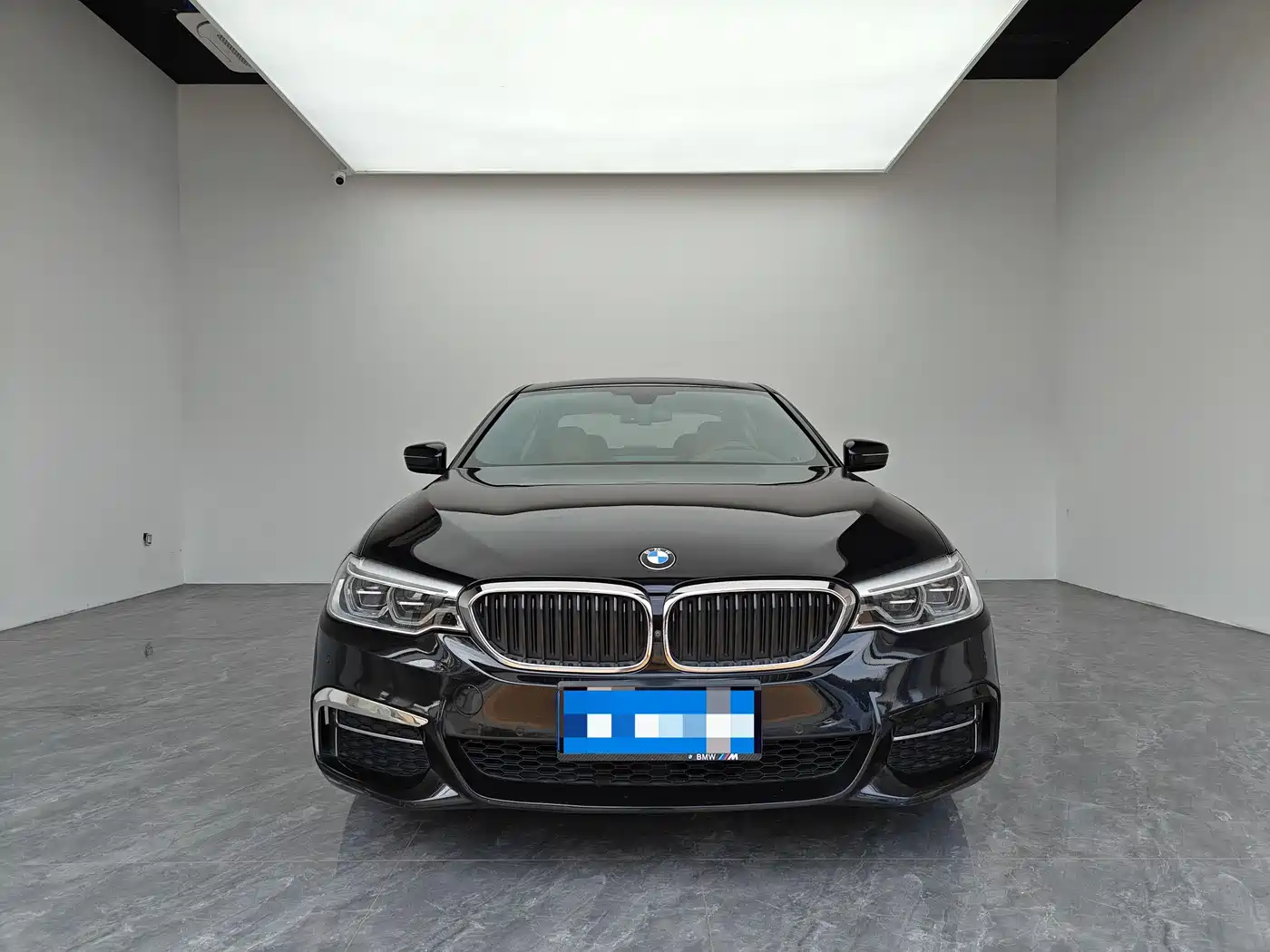 BMW 5 Series 2020 530Li Exclusive M Sport Package фото 2