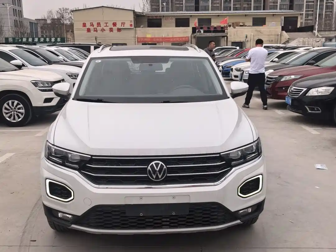 VOLKSWAGEN T ROC EXPLORING SONGS