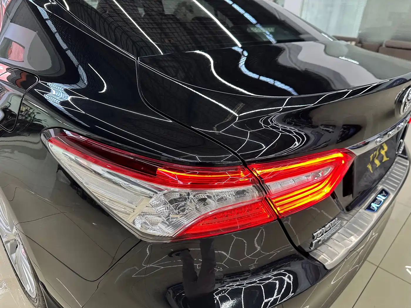 Toyota Camry 2018 2.5G Luxury Edition фото 17
