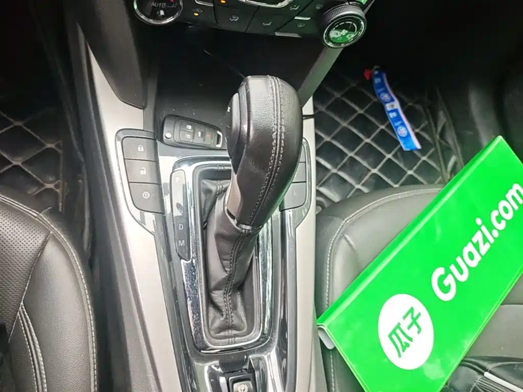 Chevrolet Malibu 2017 1.5T Automatic Luxury Edition фото 14