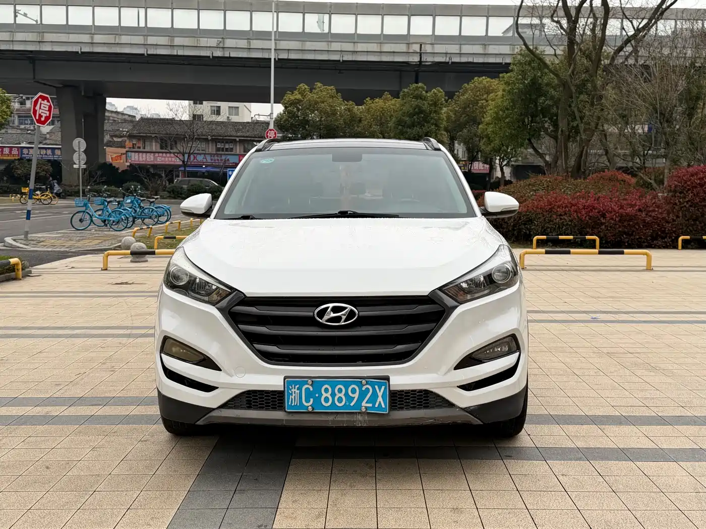 HYUNDAI TUCSON