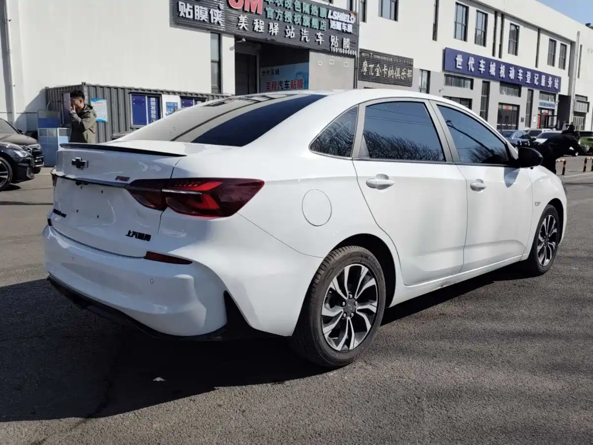 Chevrolet Monza 2019 RS 330T Auto Smooth Edition China VI фото 9