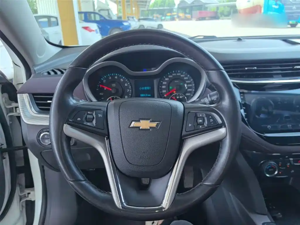 Chevrolet Malibu 2018 530T Automatic Luxury Edition фото 11