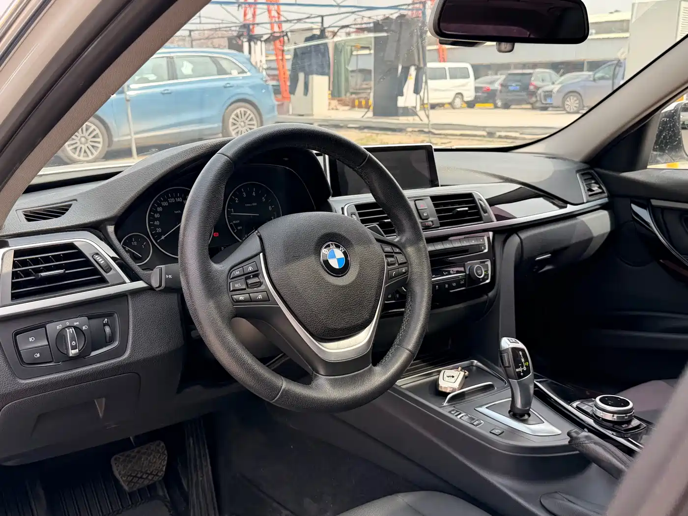BMW 3 Series 2017 320Li Fashion фото 10