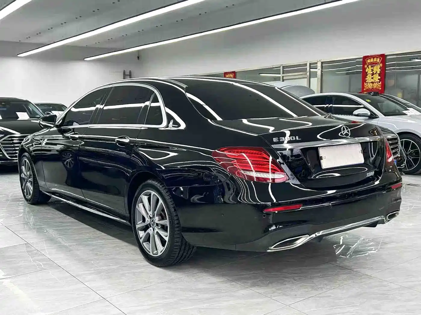 Mercedes-Benz E-Class 2018 E 200 L Sport фото 4