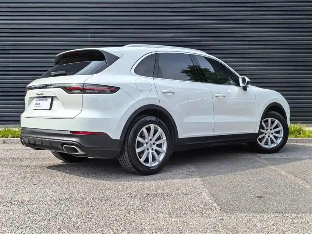 Porsche Cayenne 2019 Cayenne 3.0T фото 2