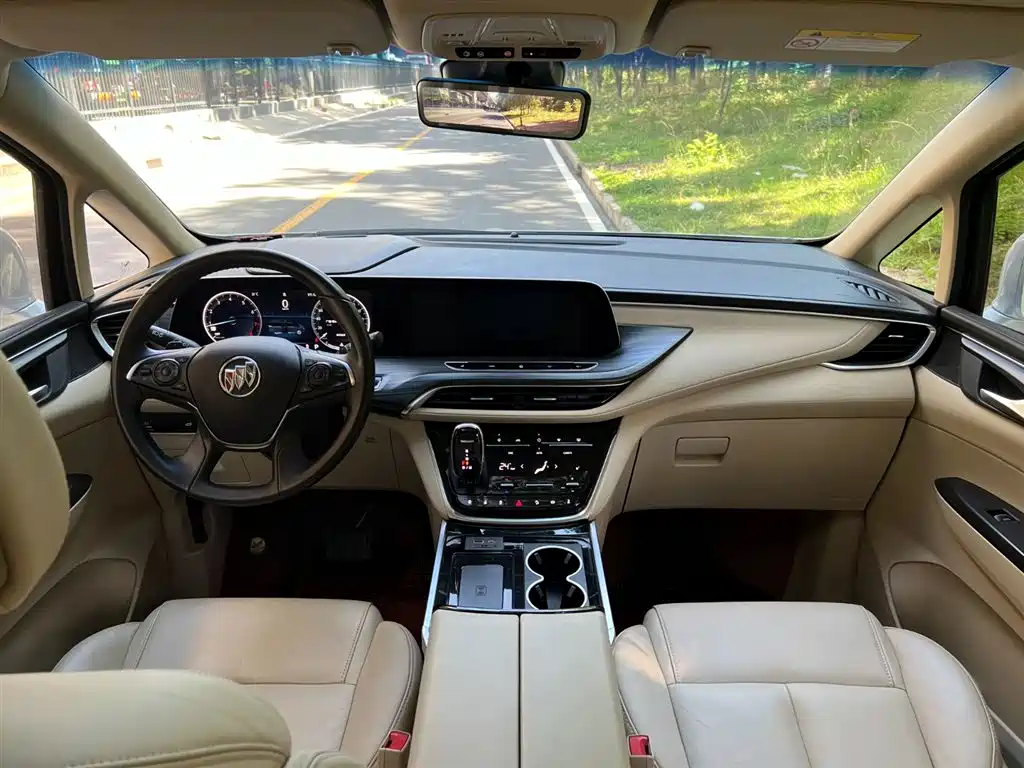 Buick GL8 2023 ES Landmaster Exclusive фото 16