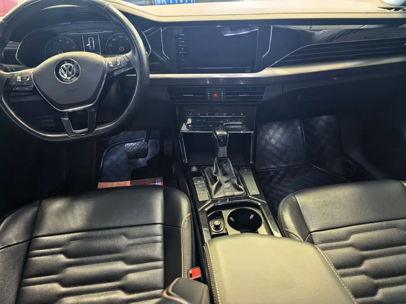 Volkswagen Passat 2020 330TSI Elite Edition China VI фото 8