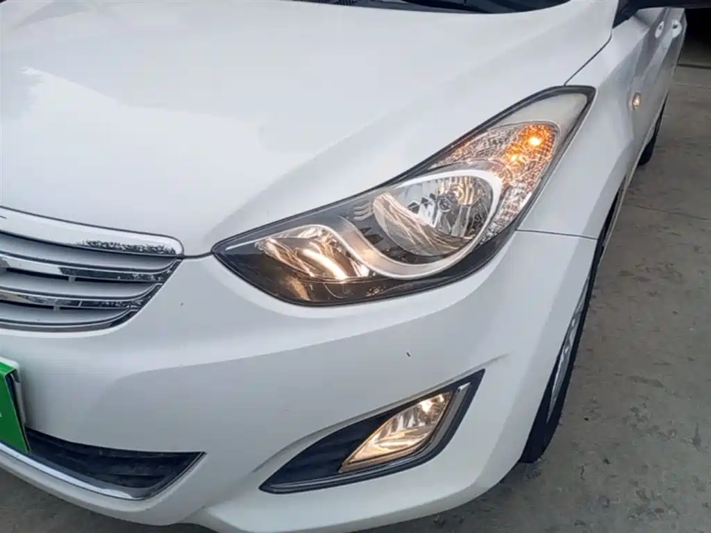 Hyundai Langdong 2012 1.6L Manual Fashion фото 24