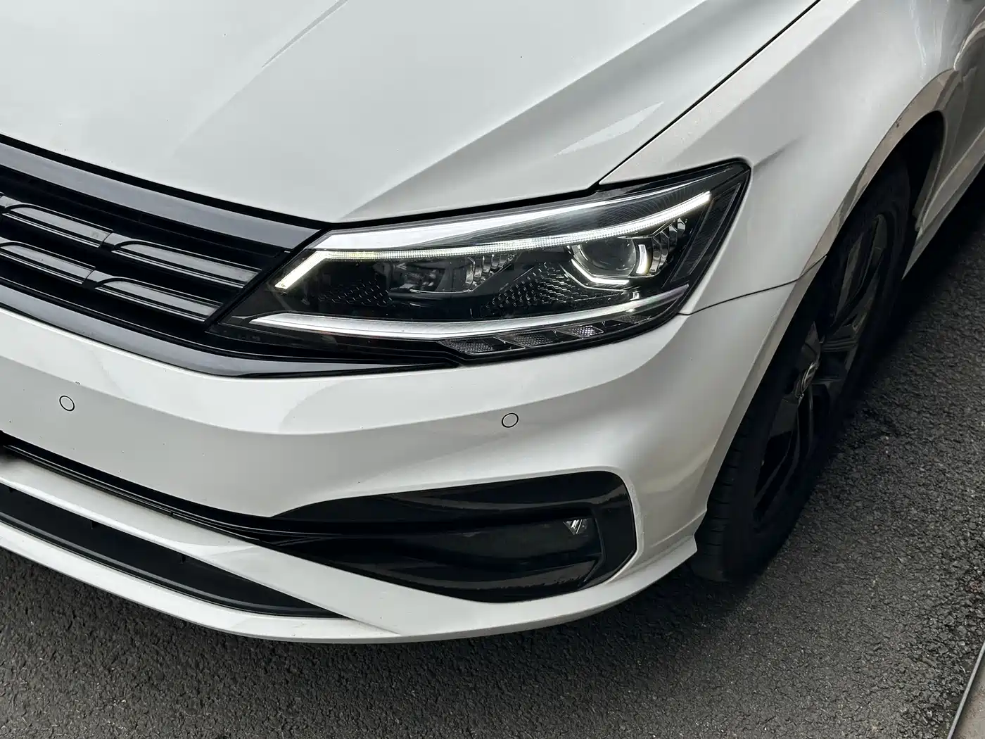 Volkswagen Lamando 2021 280TSI DSG Luxury Phantom Edition фото 3