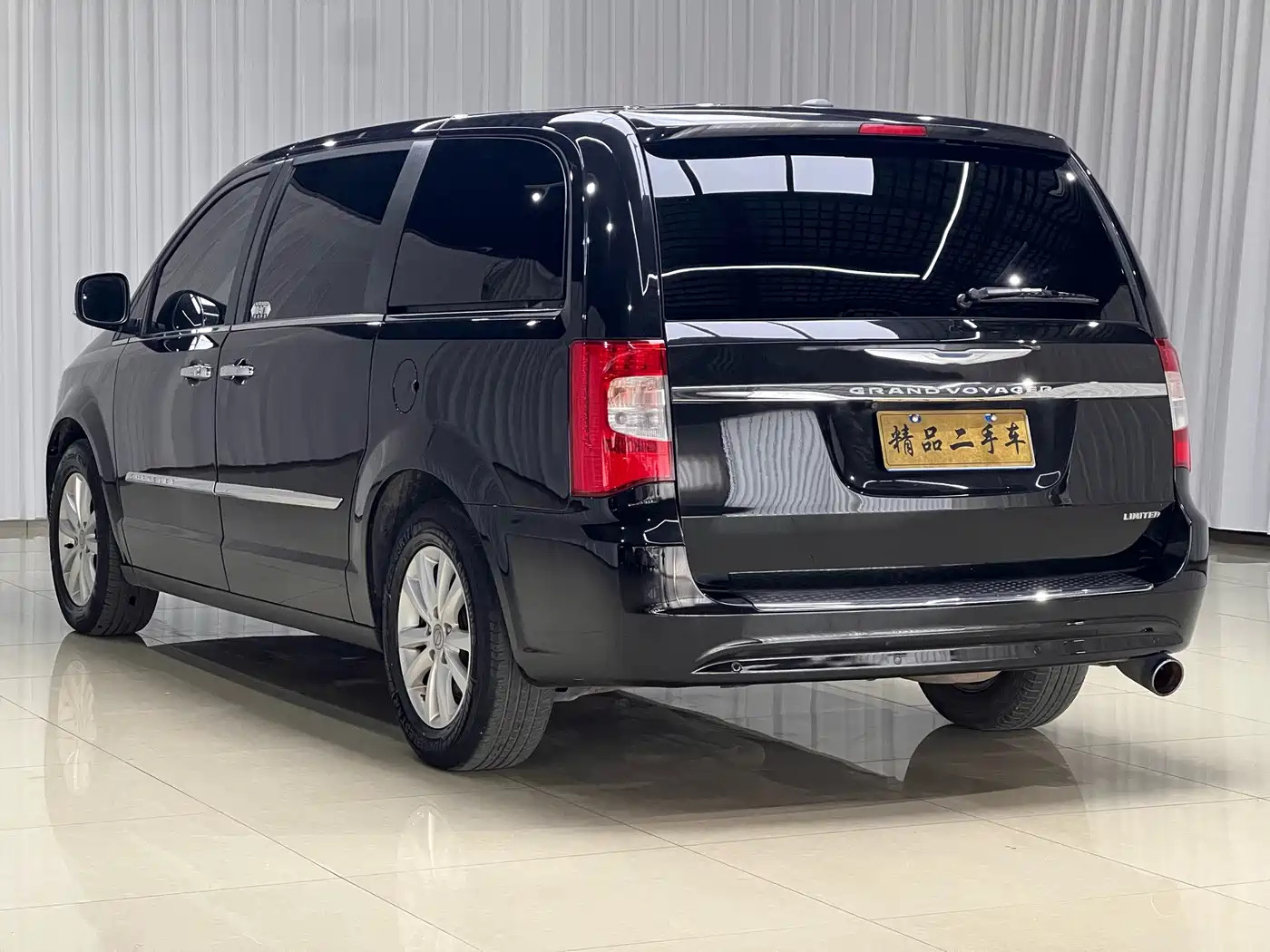 Chrysler Pacifica 2017 2013 3.6L Luxury Edition
