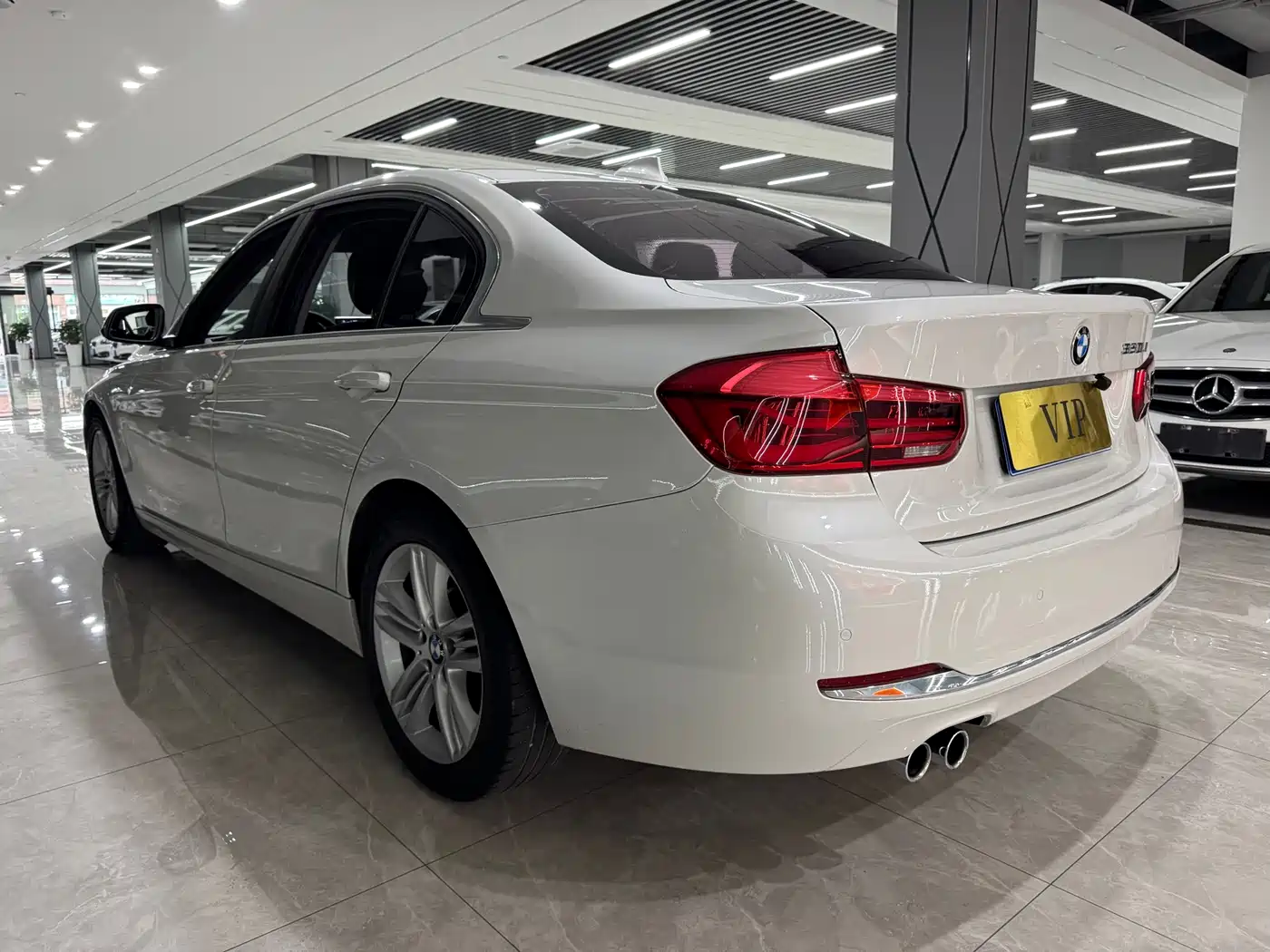 BMW 3 Series 2017 320Li Fashion фото 8
