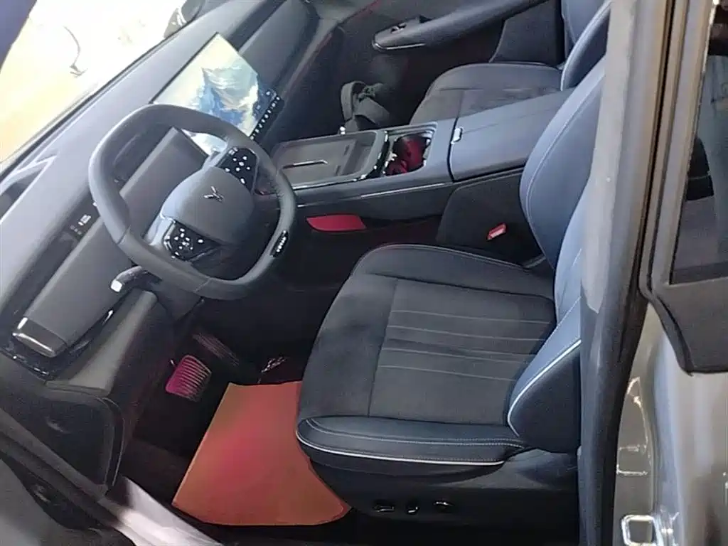 Voyah Auto Voyah Zhiyin 2024 Long Range Super Charging Edition фото 15