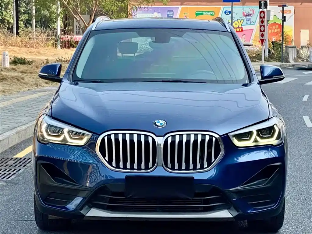 BMW X1 2021 sDrive25Li Leading фото 2
