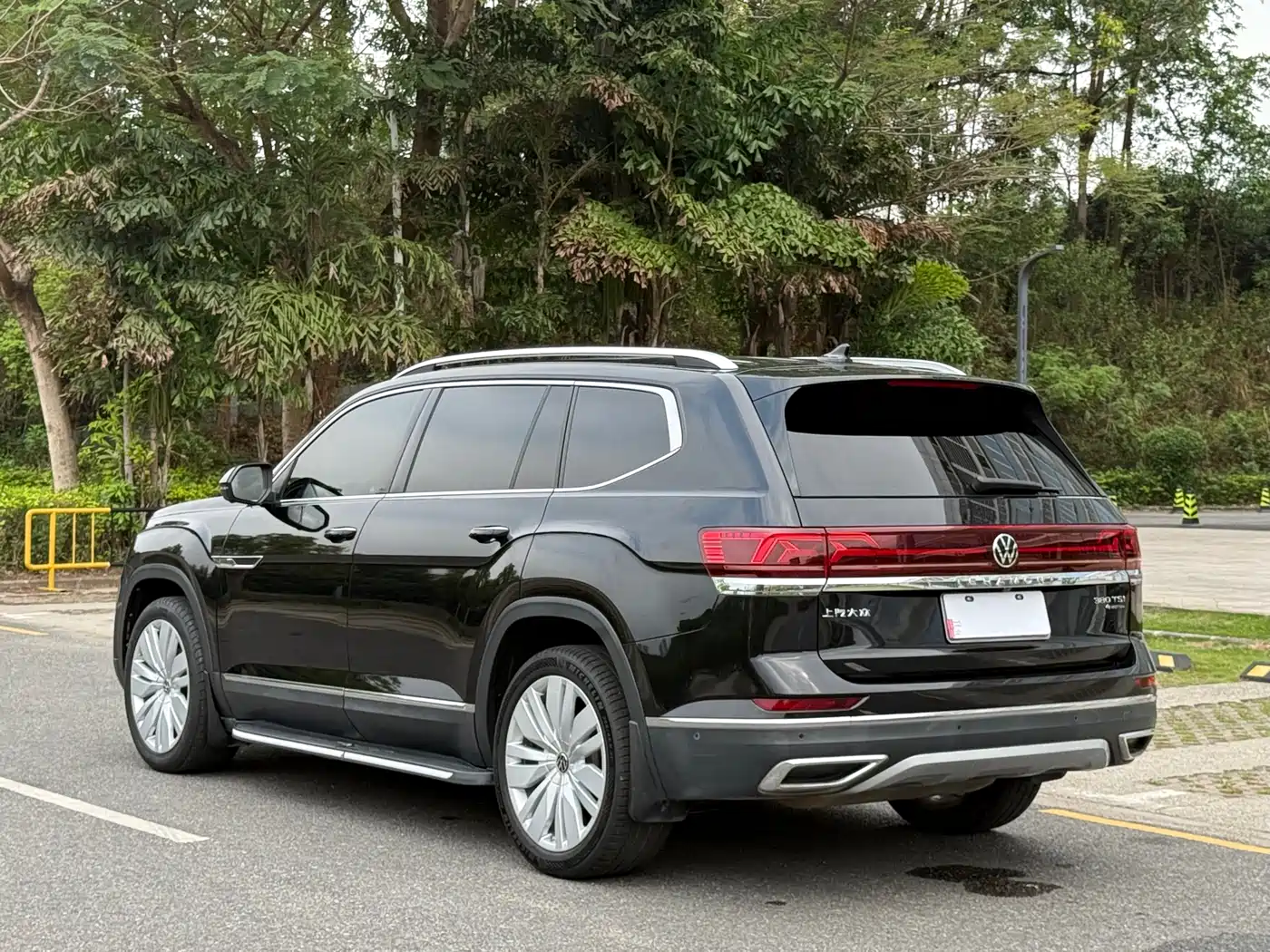 Volkswagen Teramont 2023 380TSI AWD Premium Flagship Edition фото 17