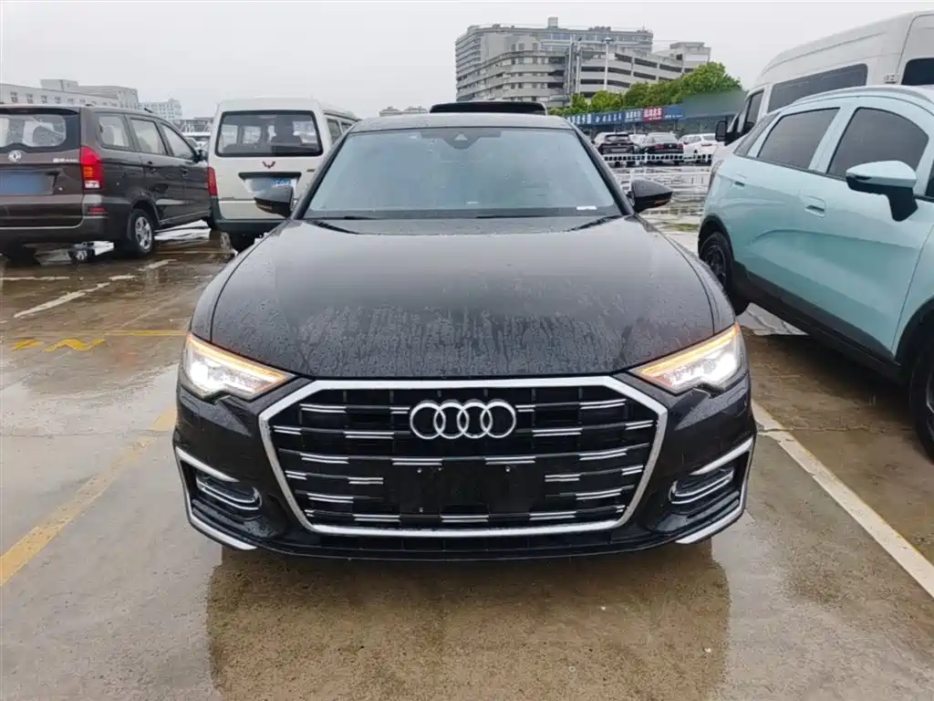 Audi A6L 2023 45 TFSI Premium Selection Dynamic фото 3