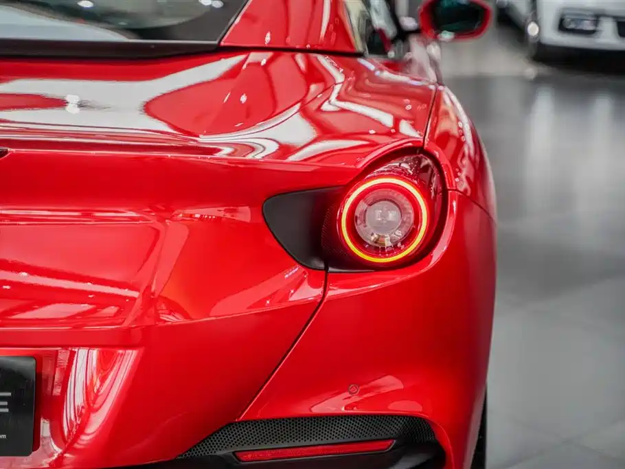 FERRARI PORTOFINO