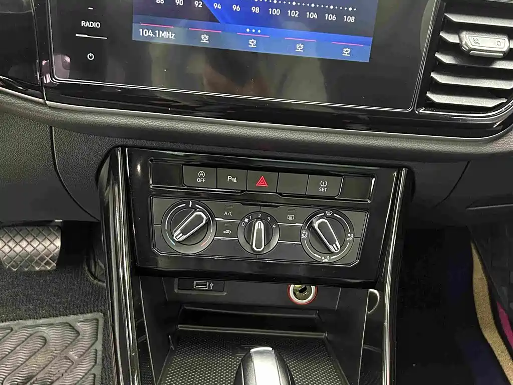 Фото 13 - Jetta VS7